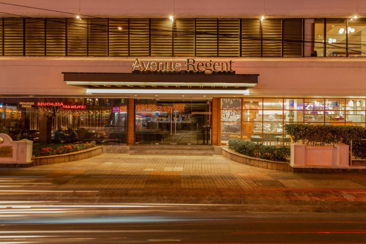 The Avenue Regent Hotell Kochi Exteriör bild